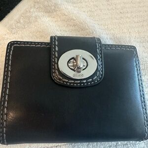 Coach Vintage Hampton Turn Lock Wallet